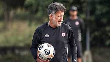 Los debuts de Juan Carlos Osorio como entrenador.