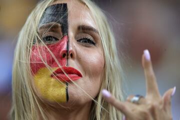 Aficionada alemana en el estadio de Sochi