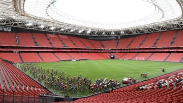 La Vuelta a España hace reconocimiento del Estadio del Athletic de Bilbao