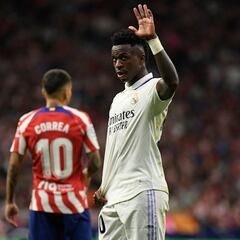 Tres socios del Atlético, primeros suspendidos por insultos racistas