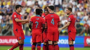 Soccer Football - Euro 2024 Qualifier - Group C - Ukraine v England - Tarczynski Arena, Wroclaw, Poland - September 9, 2023 England's Kyle Walker celebrates scoring their first goal with teammates REUTERS/Aleksandra Szmigiel