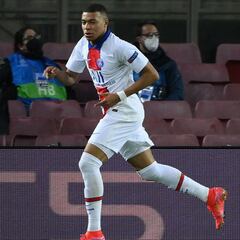 Mbappé runs riot in Barcelona
