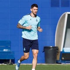 “A lo mejor jugamos en Sevilla con 40 grados, es una locura”