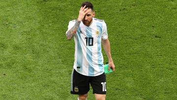 Tévez: new Argentina boss needs to keep Messi happy