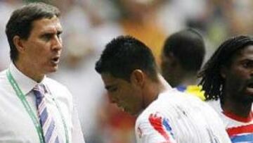 <b>EL FIN.</b> Tras perder ante Ecuador, Costa Rica perdió toda opción de seguir en el Mundial.