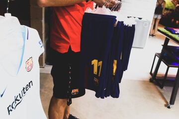 El Barcelona retira la equipación de Neymar