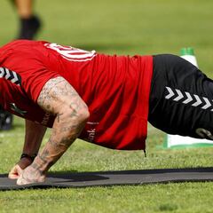 Luis Pérez: "Tenemos que levantarnos, no hay tiempo de reacción"