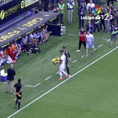 Si no existiera, el Carranza habría que inventarlo: encoge el corazón su homenaje a Reyes