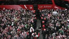 La hinchada se movilizó ante el Sevilla.