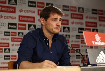 El 12 de julio de 2015, Casillas se despidi¨® del Real Madrid con l¨¢grimas en los ojos.