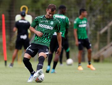 Imágenes del entrenamiento de Atlético Nacional de cara al partido frente a Junior de Barranquilla por los cuartos de final de la Copa BetPlay.