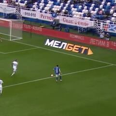 Un chileno debutó en Europa y en su primera jugada hizo esto