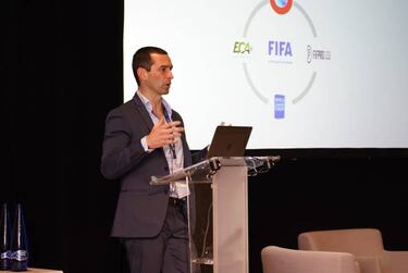 Football's big competitors: Netflix and videogames