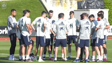 La Selección ya se entrena con De Gea, Gerard Moreno y Pau Torres