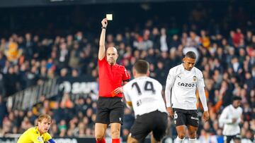 06/01/23 PARTIDO PRIMERA DIVISION
VALENCIA CF - CADIZ CF
TRISTEZA JOSE LUIS GAYA
ARBITRO GONZALEZ FUERTES TARJETA AMARILLA