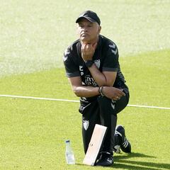 Sergio Pellicer: “Una temporada para olvidar la podemos revertir haciendo historia”