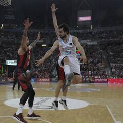 El Madrid recupera la ventaja de campo y se queda a un triunfo del título