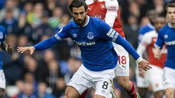 El centrocampista portugu&eacute;s del Everton, Andr&eacute; Gomes, durante un partido.