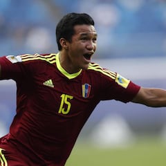 Y Venezuela estalló: ¡Golaaaazo de Sosa de libre directo!