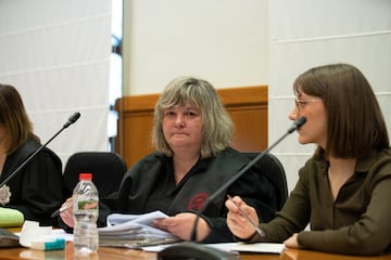 La abogada de la acusación particular, Ester García López, durante la vista de apelación por el recurso a la prisión provisional del futbolista Dani Alves, en la Audiencia de Barcelona.