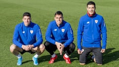 Capa, Dani Garc&iacute;a y Yuri, que llevaron al Eibar desde Segunda B a Primera, posan en Lezama; hoy se enfrentan con el Athletic a su exequipo.