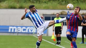 Rico, ante el Eibar