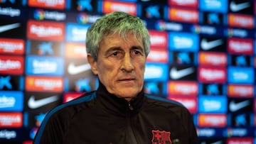 18th January 2020; Ciutat Esportiva Joan Gamper, Barcelona, Catalonia, Spain; Press Conference; Quique Setien during the press conference
Marc Gonzalez Aloma / AFP7 / Europa Press
18/01/2020 ONLY FOR USE IN SPAIN