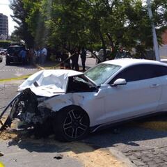Maleck involucrado en accidente de auto; mueren dos personas