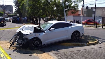 Maleck involucrado en accidente de auto; mueren dos personas