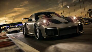 ¿Por qué Forza Motorsport 7 no se descarga correctamente en Windows 10