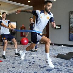 Con etiqueta Champions y sin la delantera titular