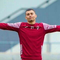 Yanis Rahmani, más cerca del Málaga