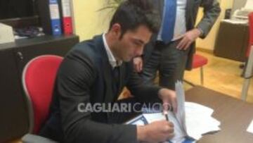 El Cagliari ficha a Adán por una temporada con opción a otra