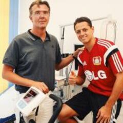 Oficial: Chicharito ya es jugador del Bayer Leverkusen
