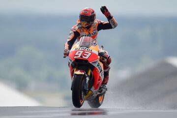 MotoGP world champion Marc Márquez is also paid 15,000 to 20,000 euros for every tweet, says Opendorse.