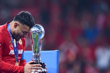 Dejaron Chivas y tocaron la gloria