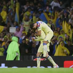 Duro golpe para un chileno en México: lo sufrirá Gareca