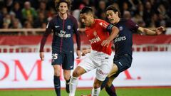 Falcao Garc&iacute;a y Edinson Cavani durante el partido entre M&oacute;naco y PSG por la Ligue 1 de Francia