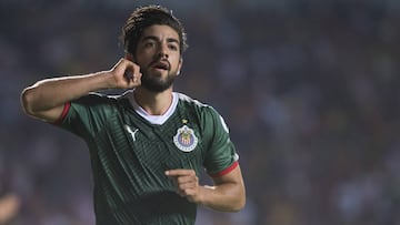 Chivas tiene dos ofertas difíciles de rechazar por Rodolfo Pizarro