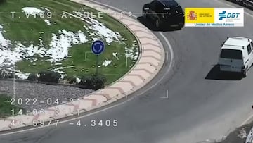 ¿Quién tiene prioridad en una rotonda o glorieta si hay dos carriles de salida? Esto dice el Reglamento de la DGT