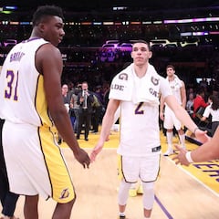 Fin a la mala racha de los Lakers y Walton bromea sobre LaVar