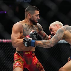 Wild: Topuria’s punch that put Oliveira to sleep