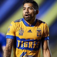 Aquino fue el más 'golpeado' en el Tigres-Cruz Azul