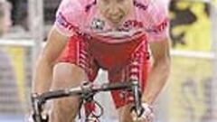 Cunego repite la jugada de Coppi