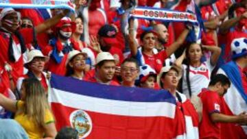 Los aficionados costarricenses animaron sin parar a su selecci&oacute;n.
 