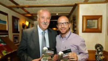 Gallego presentó su libro sobre Camacho: 'Fútbol Indómito'