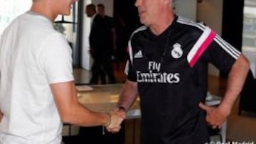 Kroos: "Ancelotti está muy feliz por mi llegada al Real Madrid"