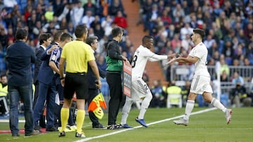 Vinicius comes on for Asensio. Min.73