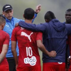Bobadilla, por otro sueño: DIM debuta en Copa ante Táchira