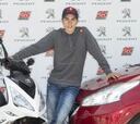 Alex Rins y Maverick Viñales, embajadores de Peugeot